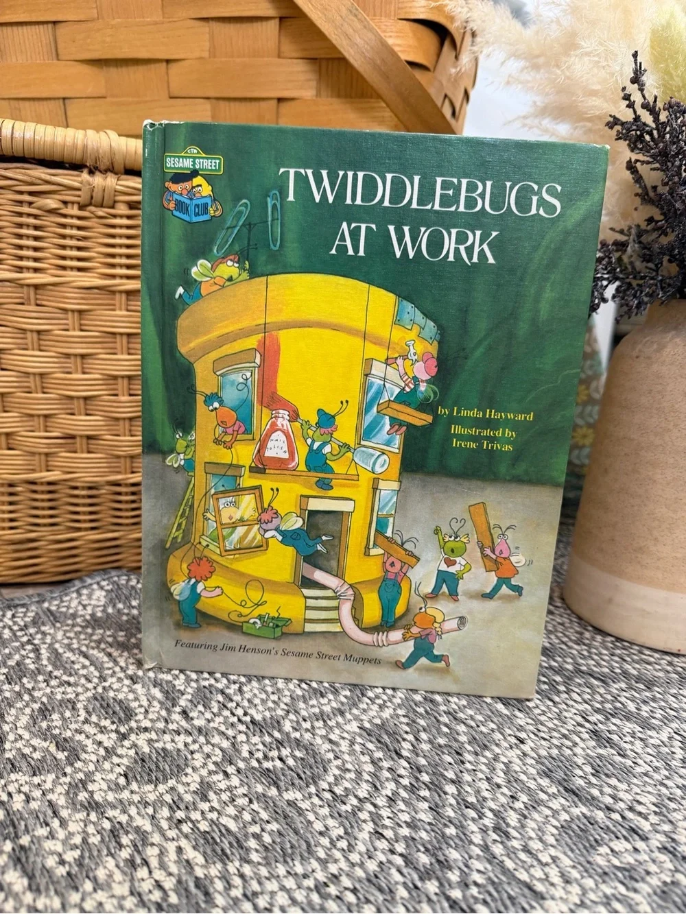 Vintage Sesame Street Twiddlebugs at Work Children’s Book Henson Muppets 1980